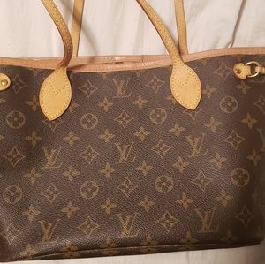 Louis Vuitton Neverfull PM